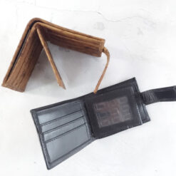 Alternative view of BILLETERA CUERO