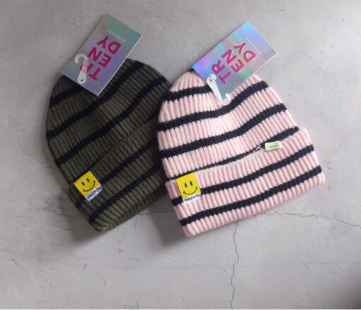 GORRO TEJIDO RAYADO INFANTIL - TRENDY - Imagen 2