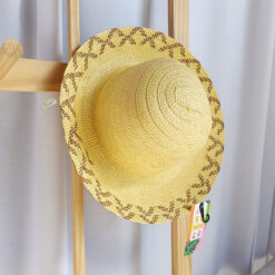 CAPELINA CON GUARDA