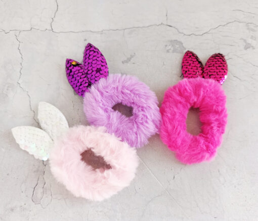 COLITA PELUCHE CON OREJITAS