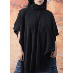 PONCHO TEJIDO CON FLECOS - LIMA